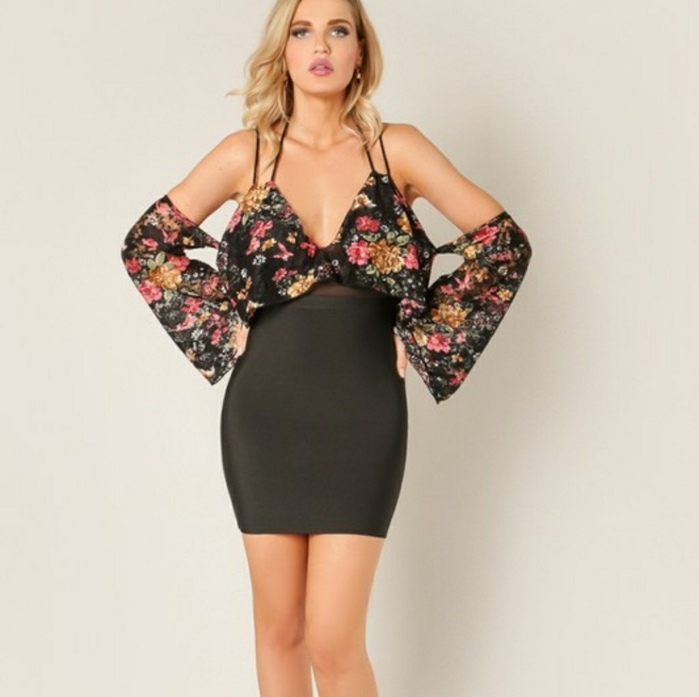 Dress - Picture 3 of 4